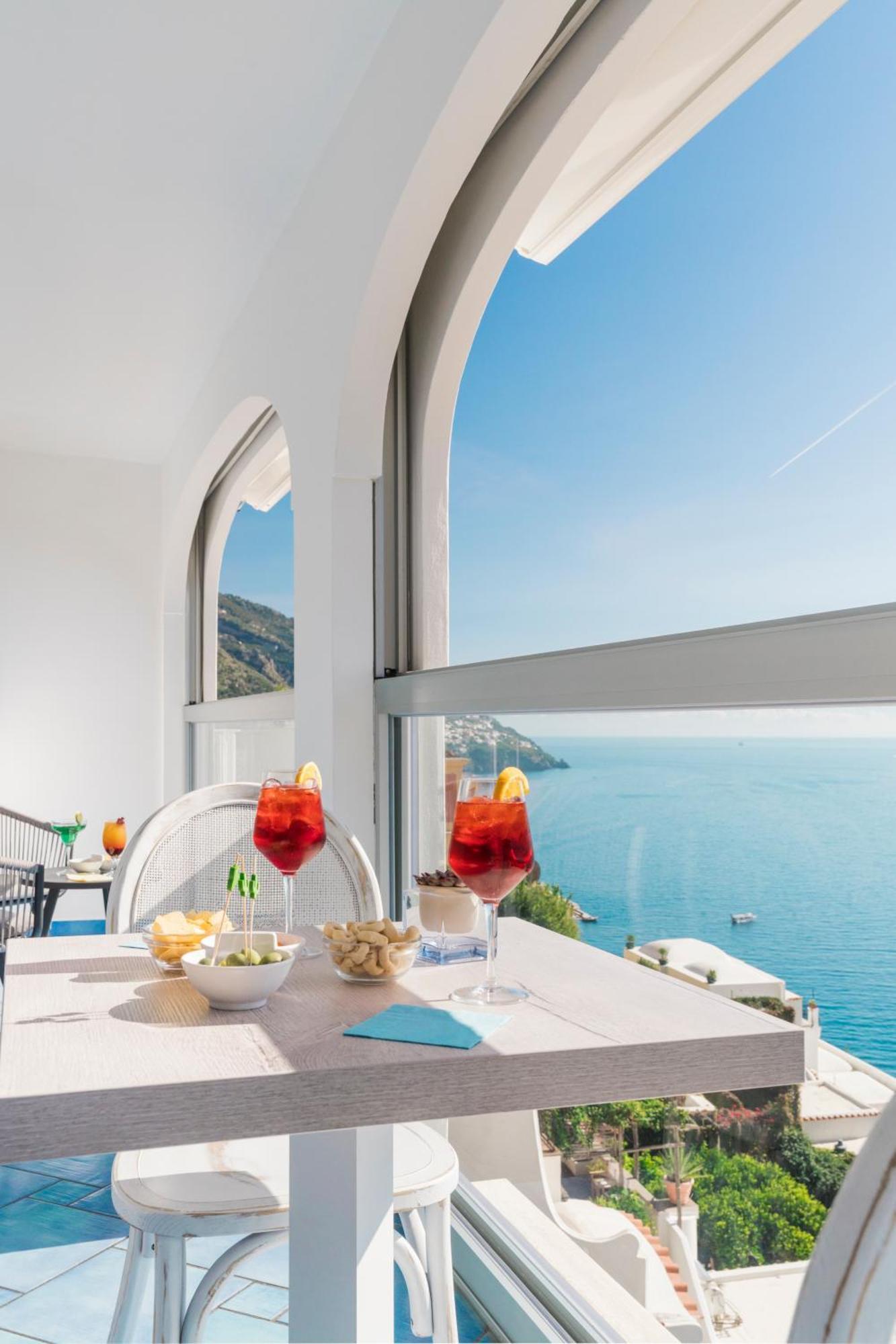 Hotel Il Gabbiano Positano Bagian luar foto