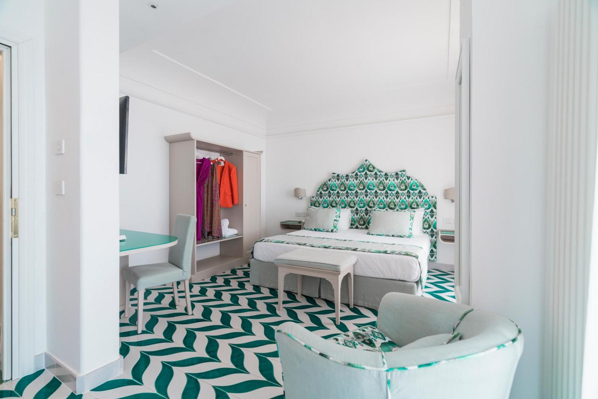Hotel Il Gabbiano Positano Bagian luar foto